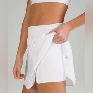 Women’s Lululemon Hotty Hot High-Rise Skirt In White Size 8